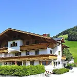 In Near Amade Appartement